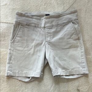 JAG Women’s Tan Stretch Shorts